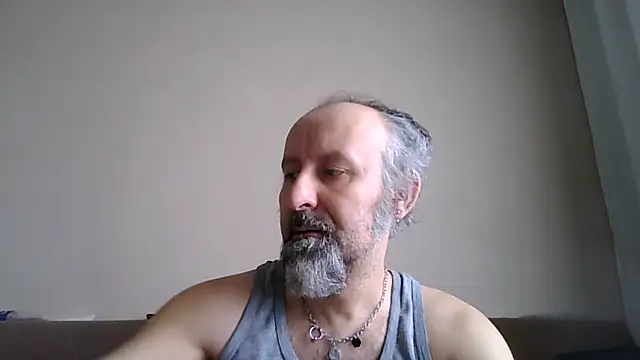 BuckWessle online show from March 26, 9:04 am