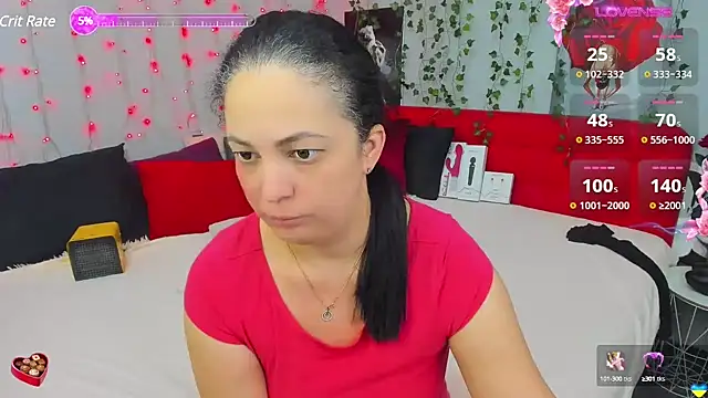 DarlingMilf online show from December 9, 7:18 pm