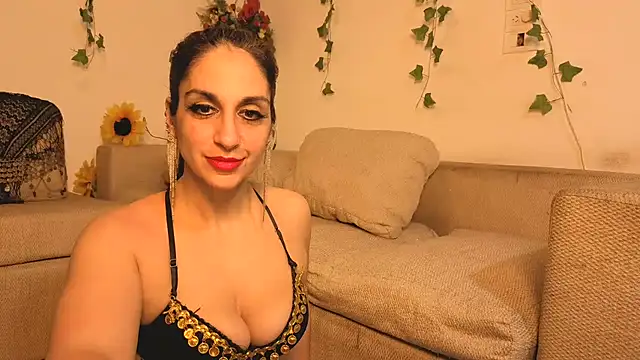 Snapshot of Bellydancerhot chatting on July 16, 6:30 am Bellydancerhot online show from July 16, 6:30 am