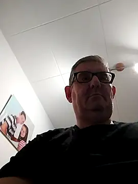 Snapshot of Dorian47 chatting on February 27, 10:48 am Dorian47 online show from February 27, 10:48 am