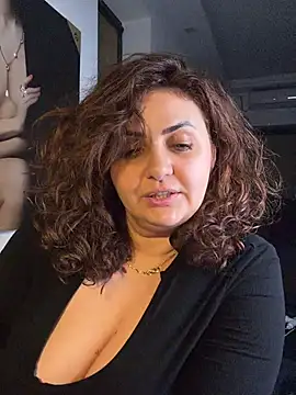 AnneKane online show from February 9, 6:12 pm