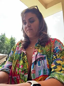 Snapshot of AnneKane chatting on July 15, 11:15 am AnneKane online show from July 15, 11:15 am