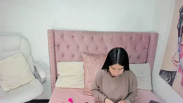 ArianaSmith69 online show from February 22, 2:30 pm