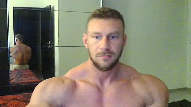 muscularkevin online show from December 12, 4:59 am