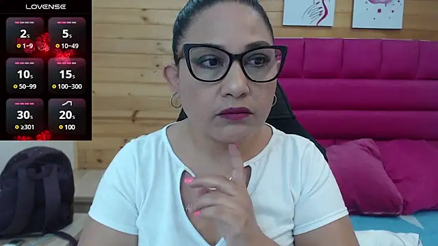 Katha Marck online show from December 17, 2:44 pm