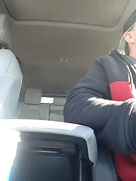 Hotredheadandtoungelasher online show from January 24, 8:00 pm