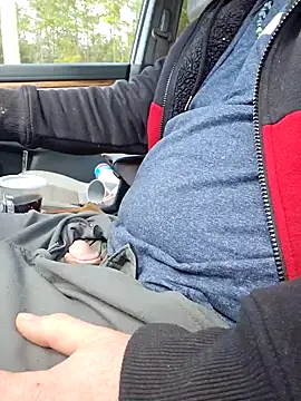 Hotredheadandtoungelasher online show from February 6, 5:40 pm