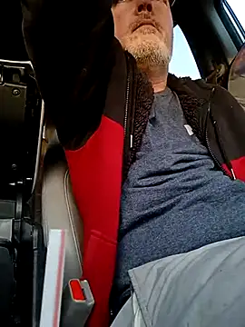 Hotredheadandtoungelasher online show from February 26, 12:36 pm