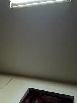 Hotredheadandtoungelasher online show from March 16, 8:21 am