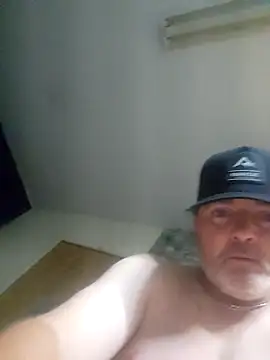 Hotredheadandtoungelasher online show from October 25, 9:17 am