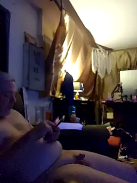 Hotredheadandtoungelasher online show from November 6, 3:18 am