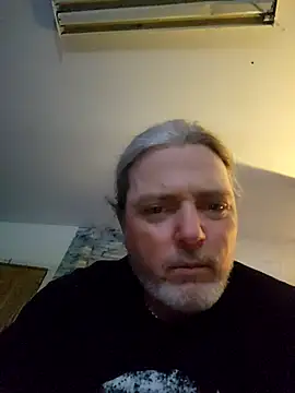 Hotredheadandtoungelasher online show from November 6, 7:59 pm