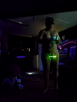 Hotredheadandtoungelasher online show from November 21, 11:42 am