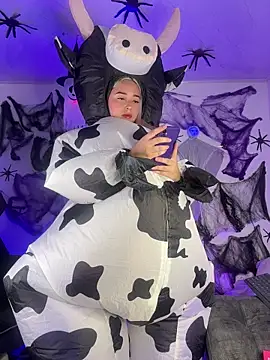 Snapshot of Irisweet_ chatting on October 29, 10:33 pm Irisweet online show from October 29, 10:33 pm