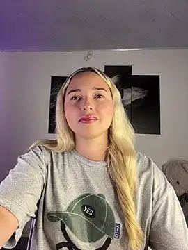 Snapshot of Irisweet_ chatting on November 25, 10:21 pm Irisweet online show from November 25, 10:21 pm