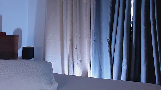 Snapshot of SaraVergara chatting on March 8, 8:35 pm SaraVergara online show from March 8, 8:35 pm