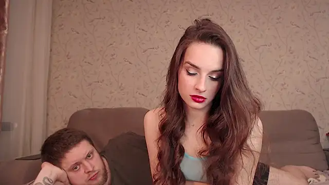 Snapshot of Bonnie69ClydeLove chatting on January 22, 10:15 pm Bonnie69ClydeLove online show from January 22, 10:15 pm