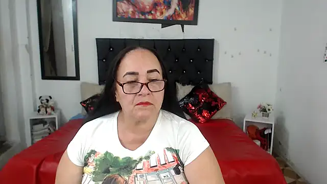 Sweetbigcatt online show from January 26, 4:09 am