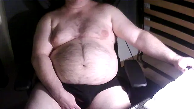 Snapshot of sr4343 chatting on December 23, 9:51 pm sr4343 online show from December 23, 9:51 pm