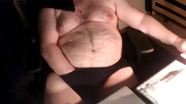 Snapshot of sr4343 chatting on December 30, 9:29 pm sr4343 online show from December 30, 9:29 pm