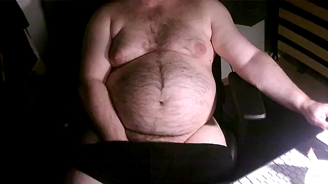 Snapshot of sr4343 chatting on February 1, 10:23 pm sr4343 online show from February 1, 10:23 pm