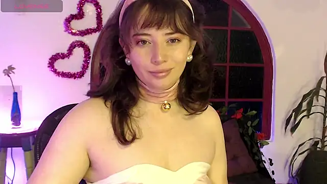 Snapshot of Hannah-Valhalla chatting on February 15, 4:58 am Hannah-Valhalla online show from February 15, 4:58 am