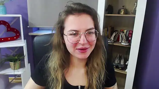 Snapshot of Zoey_Erotic chatting on January 10, 11:43 am Zoey Erotic online show from January 10, 11:43 am