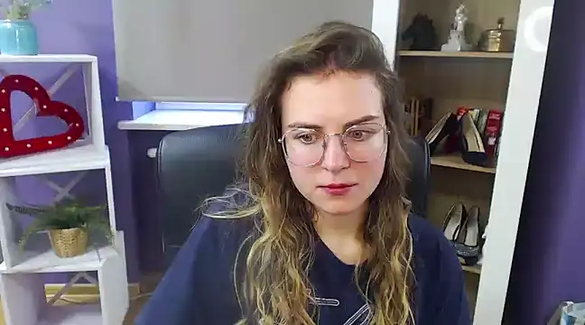 Snapshot of Zoey_Erotic chatting on February 3, 9:08 am Zoey Erotic online show from February 3, 9:08 am