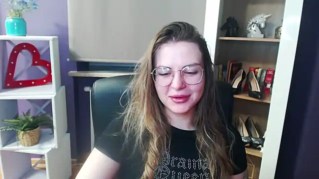 Snapshot of Zoey_Erotic chatting on February 20, 5:44 am Zoey Erotic online show from February 20, 5:44 am