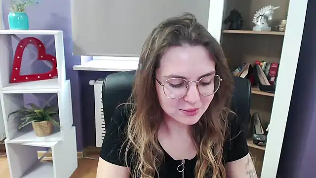 Snapshot of Zoey_Erotic chatting on March 7, 9:18 am Zoey Erotic online show from March 7, 9:18 am