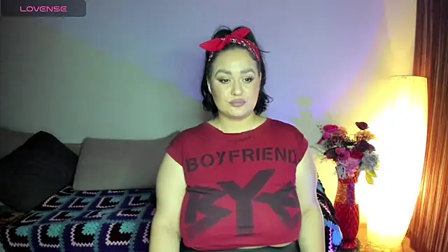 Snapshot of Laura_sinner chatting on March 8, 7:53 pm Laura sinner online show from March 8, 7:53 pm