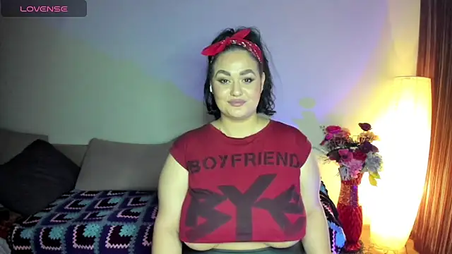 Snapshot of Laura_sinner chatting on March 8, 10:56 pm Laura sinner online show from March 8, 10:56 pm