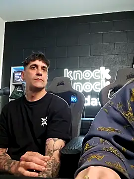 Elnonoykeila77 online show from September 26, 2:43 pm