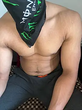 AmHunter04 online show from March 19, 9:38 am