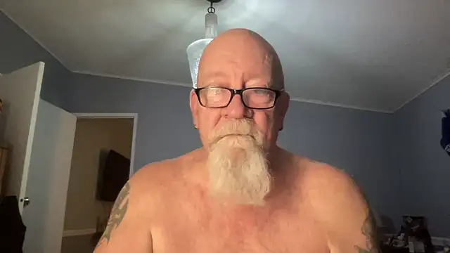 kcbace61760 online show from February 4, 3:01 am