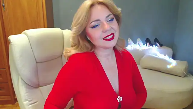 Snapshot of Cute_sun chatting on September 28, 3:39 pm Cute sun online show from September 28, 3:39 pm