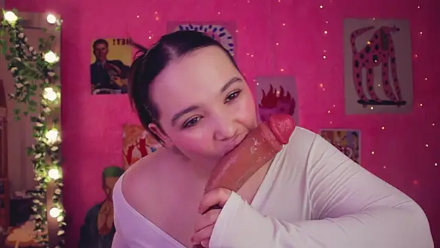 Chery Lady22 online show from December 3, 8:34 am