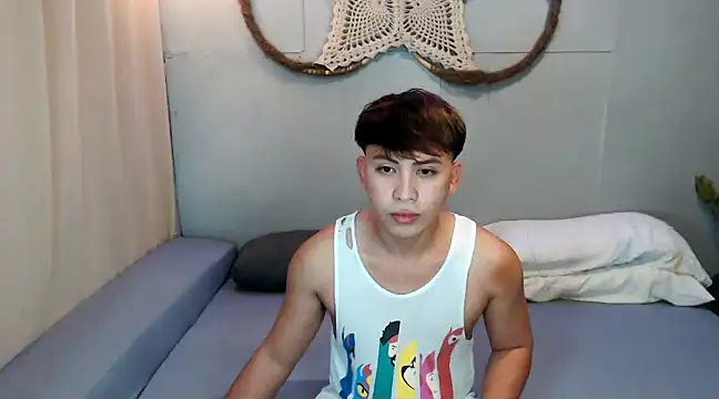 Snapshot of princeJayX chatting on December 21, 12:38 pm princeJayX online show from December 21, 12:38 pm