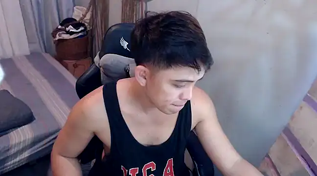 Snapshot of princeJayX chatting on January 18, 12:26 pm princeJayX online show from January 18, 12:26 pm