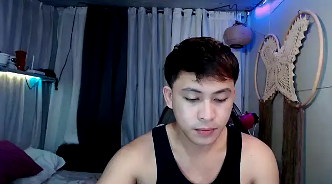 Snapshot of princeJayX chatting on January 21, 7:39 pm princeJayX online show from January 21, 7:39 pm