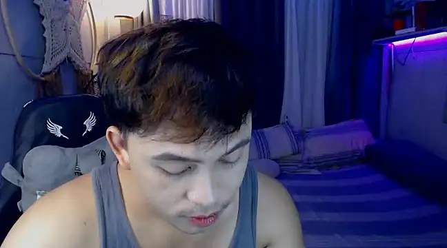 Snapshot of princeJayX chatting on February 2, 7:57 pm princeJayX online show from February 2, 7:57 pm