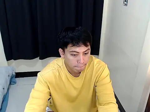 Snapshot of princeJayX chatting on October 6, 12:19 am princeJayX online show from October 6, 12:19 am