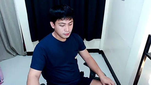 Snapshot of princeJayX chatting on October 13, 2:22 am princeJayX online show from October 13, 2:22 am