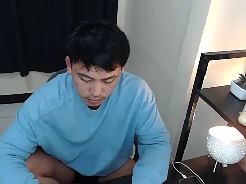 Snapshot of princeJayX chatting on October 28, 1:36 pm princeJayX online show from October 28, 1:36 pm