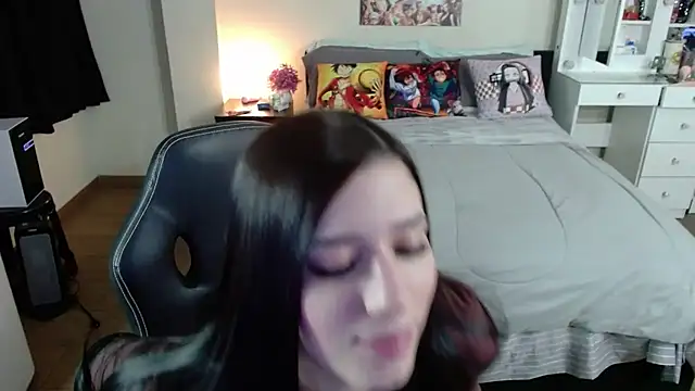 kittykat18x online show from June 13, 5:05 am