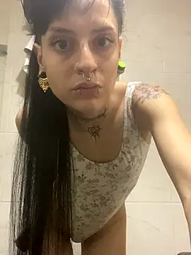 paulina correa  online show from September 19, 9:15 pm
