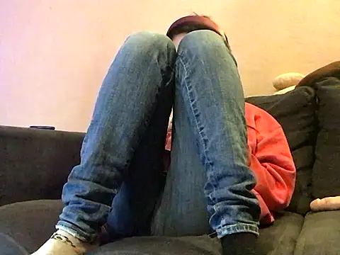 LovelyMoustache online show from December 15, 10:36 pm