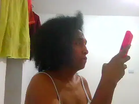 Snapshot of Aishamara chatting on February 14, 3:33 am Aishamara online show from February 14, 3:33 am