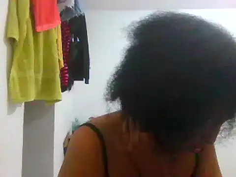 Snapshot of Aishamara chatting on February 23, 7:11 am Aishamara online show from February 23, 7:11 am