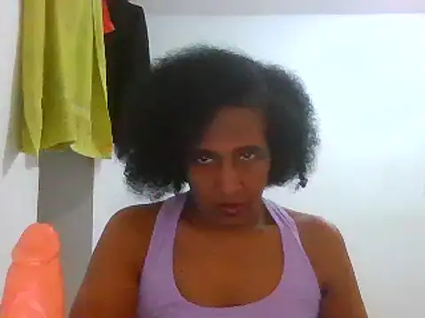 Snapshot of Aishamara chatting on February 26, 4:36 am Aishamara online show from February 26, 4:36 am